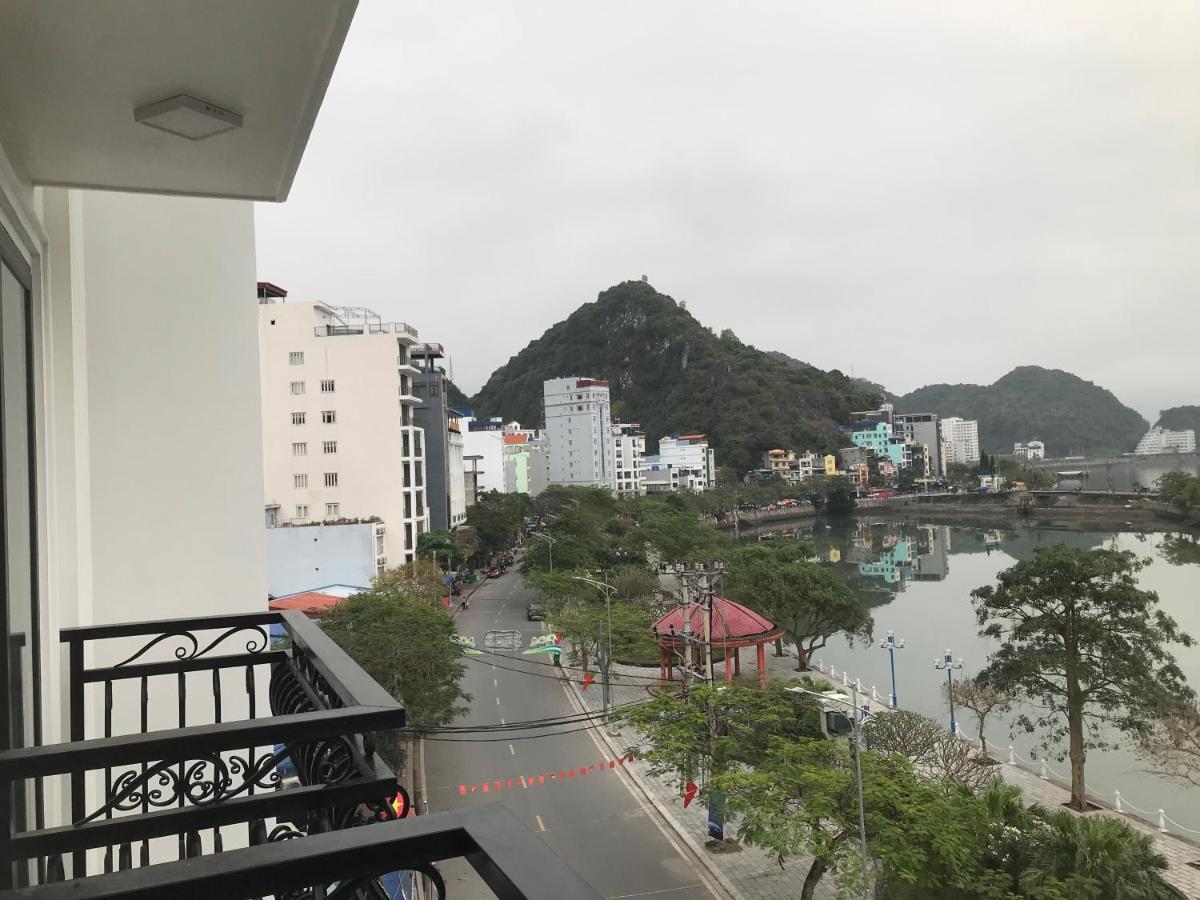 Sea Balcony Hotel Dong Khe Sau Exterior photo