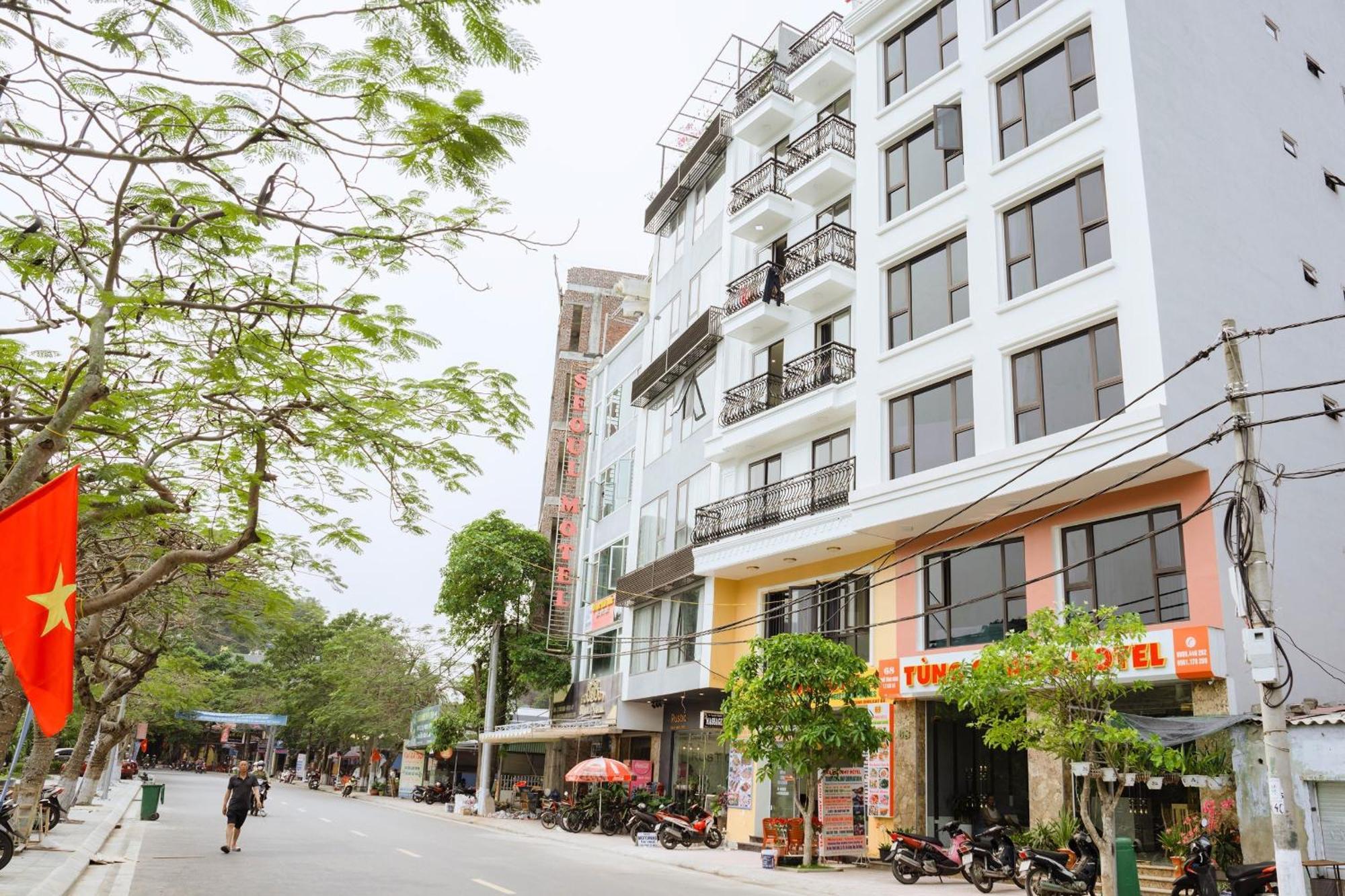 Sea Balcony Hotel Dong Khe Sau Exterior photo